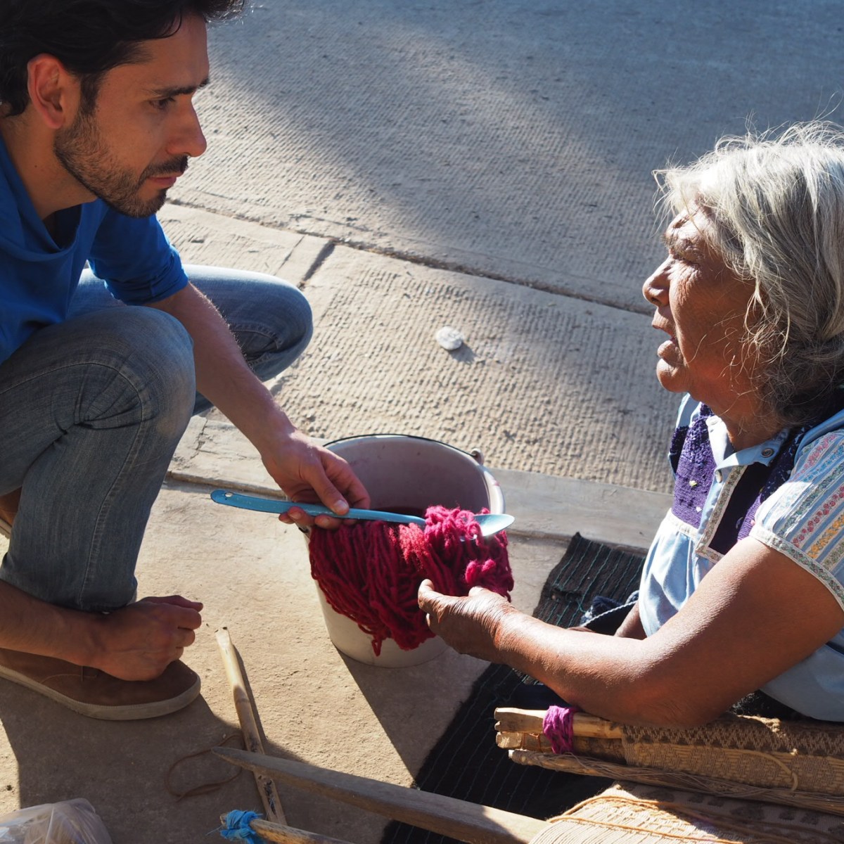Les relations sont comme la teinture avec les plantes : elles prennent du&nbsp;temps.